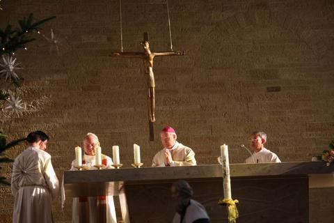 image007